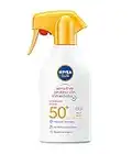 NIVEA SUN Sensitive Protección Inmediata Antialergias Solares FP50+ Spray (1 x 270 ml), spray solar resistente al agua, protector solar para piel sensible, pistola