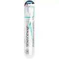 Sensodyne Cepillo de Dientes Suave, Limpieza Diaria Refrescante y Profunda Entre los Dientes, Para Dientes Sensibles