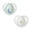 Tommee Tippee Night Time Glow in The Dark Pacifiers, Symmetrical Design, BPA-Free Silicone Binkies, 0-6m, 2-Count, Colors and Designs May Vary