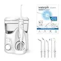 Waterpik Ultra Plus - Irrigador dental con 5 puntas y sistema avanzado de control de presión con 10 ajustes, herramienta de eliminación de placa dental, color blanco (WP-150UK)