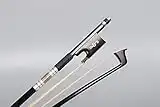 Yinfente 4/4 Violin Bow Carbon Fiber Ebony frog nice Inlay Full size Well Balanced Natural Horse Hair Violin parts (4/4) (flower)