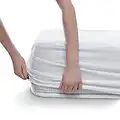 Alreya Protège Matelas Imperméable | 90 x 200 cm | Housse Protection Lit Adulte et Enfant | Alèse Respirante 90x200, Anti-Acarien, Hypo-Allergénique | Garantie 10 Ans