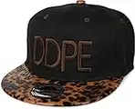 styleBREAKER Berretto Snapback 'DDPE' con Design di Leone e Stampa di Serpenti, Berretto da Baseball, Regolabile, Unisex 04023034, Colore:Nero-Marrone Scuro