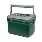 Stanley Adventure Outdoor Cooler 6.6L Vert - Double paroi en mousse isolante - Sans BPA - Glacière - Glacière de camping très résistante qui fait aussi office de de siège - Étanche