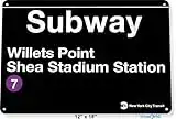 Sokomurg Retro Vintage Divertente 20,3 x 30,5 cm Outdoor Metal Sign Subway Willets Point shea Stadium Station Bar Pub Club Cafe Home Restaurant Wall Decor Art Sign Post Regalo per Uomo (1-dfg-3)