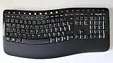 Microsoft – Wireless Comfort Desktop 5050 – Ensemble clavier et souris sans fil avec récepteur USB, confortable, ergonomique – Clavier AZERTY français – Noir (PP4-00007)