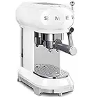 Smeg ECF01WHUK - Macchina per caffè espresso tradizionale con pompa, sistema regolabile il cappuccino, funzione di arresto del flusso, vassoio antigoccia rimovibile e anti gocciolamento, piedini