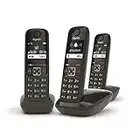 Gigaset AS690 Trio Telefono Cordless: 3 Portatili per Chiamate Interne ed Esterne in Parallelo, Vivavoce Alta Qualità, Tastiera Illuminata ed Ampio Display, Nero [Versione Italiana]