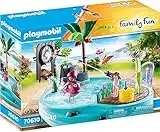 PLAYMOBIL Family Fun 70610 Piscina Divertida con rociador de Agua, para Jugar con Agua, Juguetes para niños a Partir de 4 años