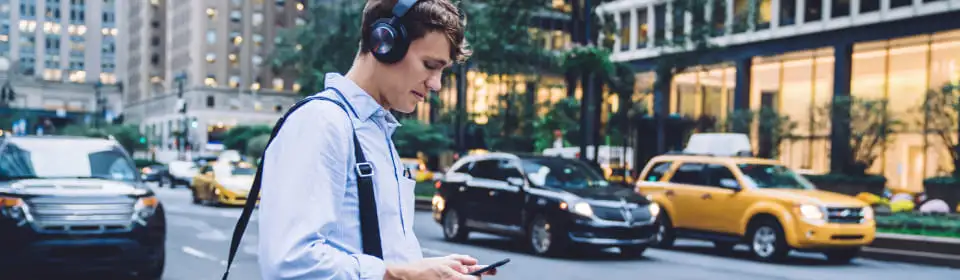 Los mejores auriculares con cancelación de ruido para trabajo remoto en 2023.